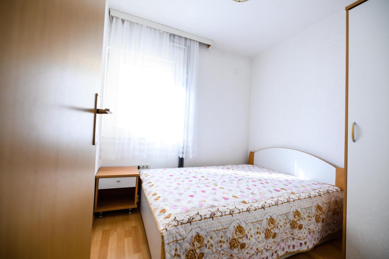 Apartmani Milka Zára Kültér fotó